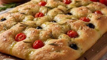 PAN RUSTICO CON CEREALES Y YOGURT